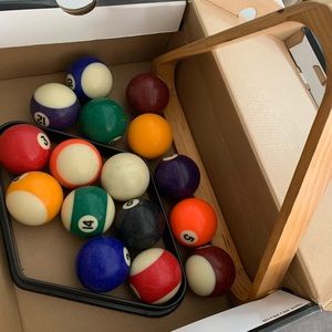Pool balls full set